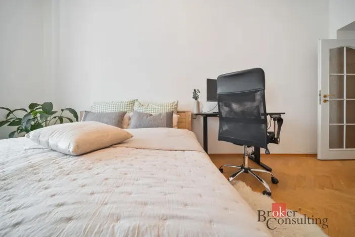 Prodej bytu 2+1, Praha - Vinohrady, Korunní, 47 m2