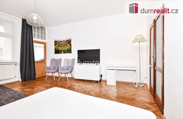 Pronájem bytu 2+1, Praha - Nové Město, Jungmannova, 51 m2