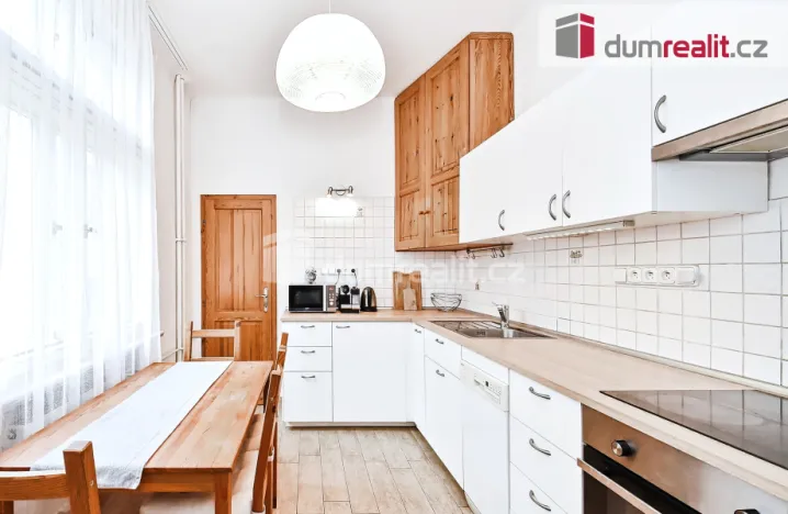 Pronájem bytu 2+1, Praha - Nové Město, Jungmannova, 51 m2