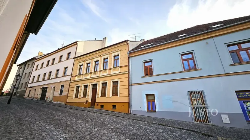 Prodej rodinného domu, Písek, Kocínova, 300 m2