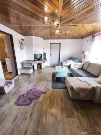 Prodej rodinného domu, Bystřice pod Hostýnem - Hlinsko pod Hostýnem, 187 m2