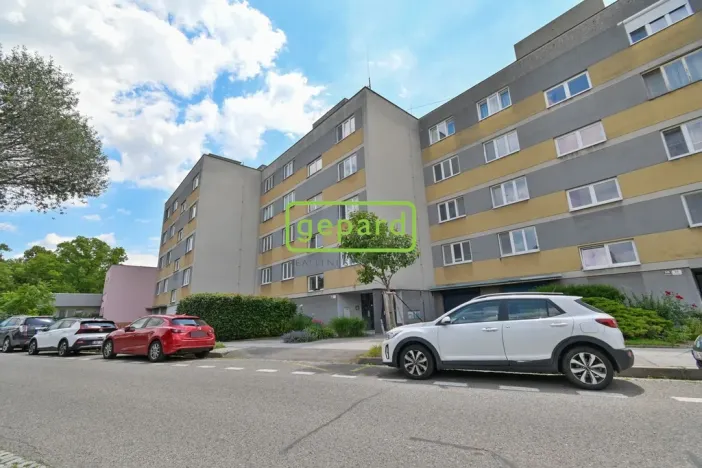 Prodej bytu 2+1, Brno - Komárov, Pompova, 62 m2