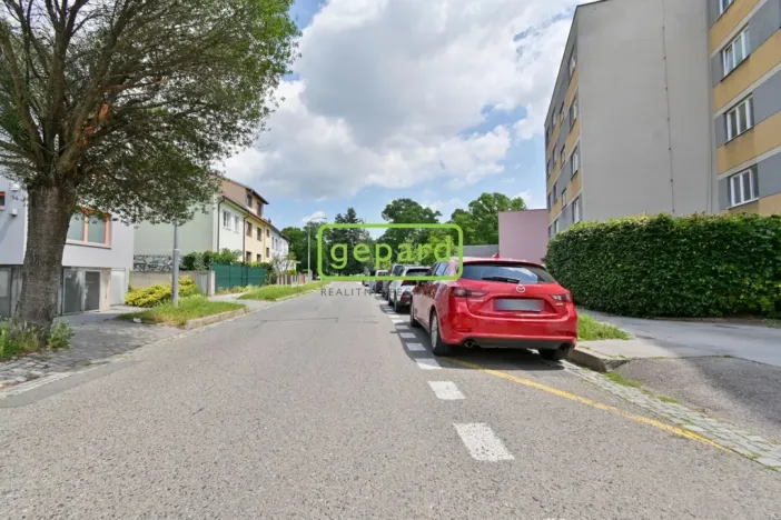 Prodej bytu 2+1, Brno - Komárov, Pompova, 62 m2