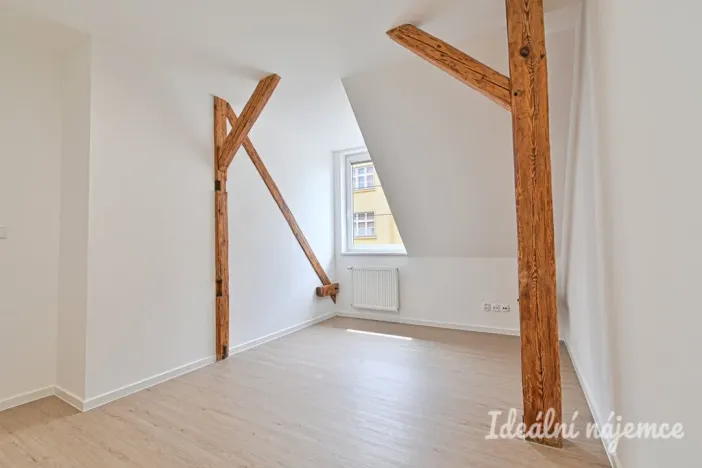 Pronájem bytu 1+1, Brno, Slovinská, 45 m2