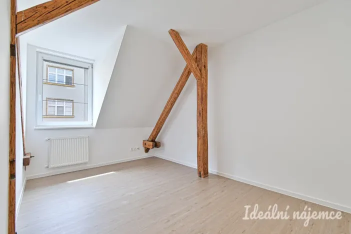 Pronájem bytu 1+1, Brno, Slovinská, 45 m2
