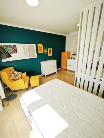 Pronájem bytu 1+kk, Praha - Holešovice, V závětří, 34 m2