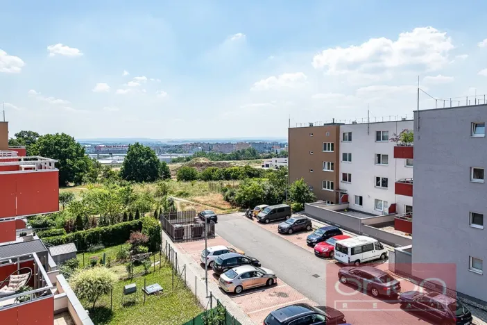 Prodej bytu 3+kk, Praha - Kyje, Sicherova, 72 m2
