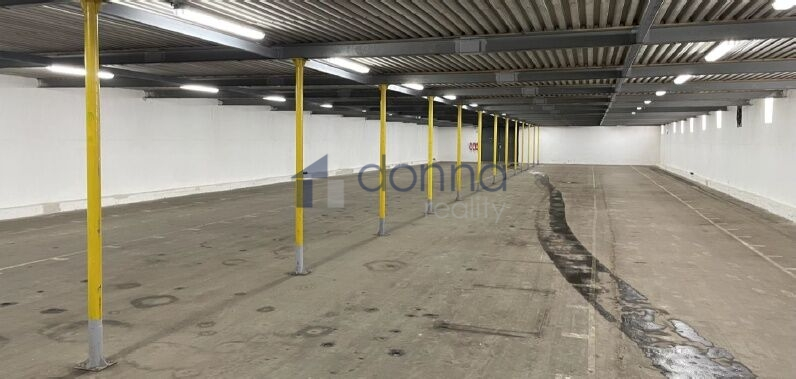 Pronájem skladu, Praha, Ve žlíbku, 745 m2
