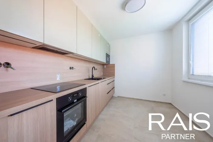 Prodej bytu 3+1, Hustopeče, Větrná, 75 m2