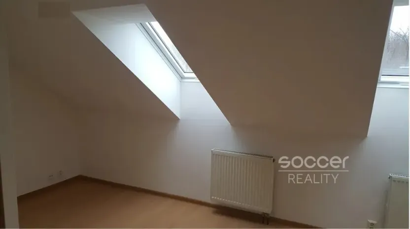 Pronájem rodinného domu, Praha - Satalice, Kemrova, 149 m2