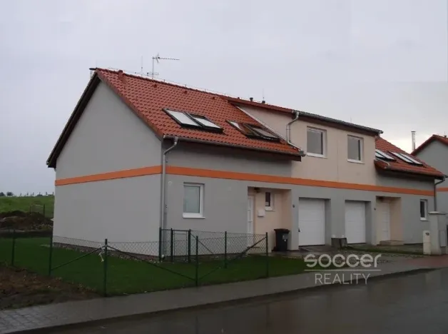 Pronájem rodinného domu, Praha - Satalice, Kemrova, 149 m2