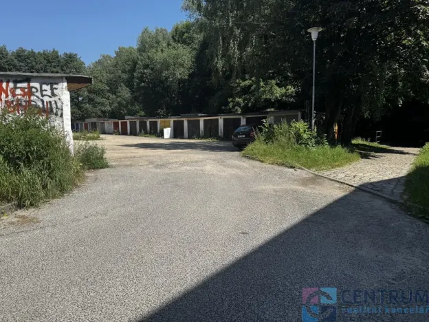 Pronájem garáže, Liberec - Liberec III-Jeřáb, Hanychovská, 16 m2