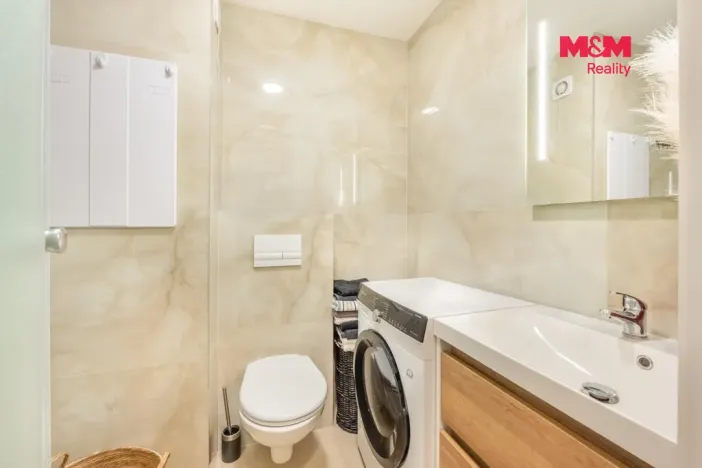 Prodej bytu 1+kk, Slaný, Všehlušická, 26 m2