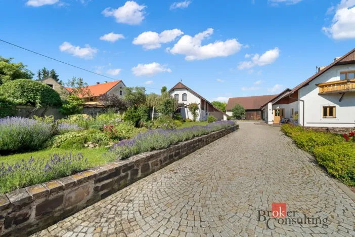 Prodej zemědělského objektu, Lhotka, Radoušská, 450 m2
