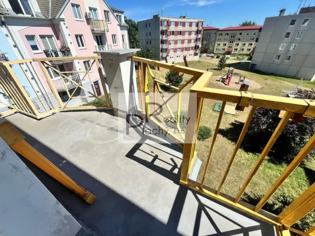 Pronájem bytu 3+kk, Znojmo, U Lesíka, 85 m2