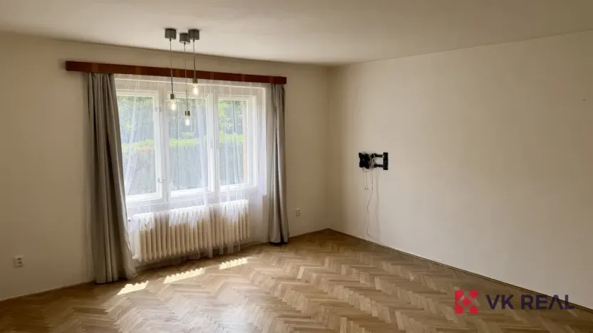 Pronájem bytu 2+1, Praha - Suchdol, Internacionální, 68 m2