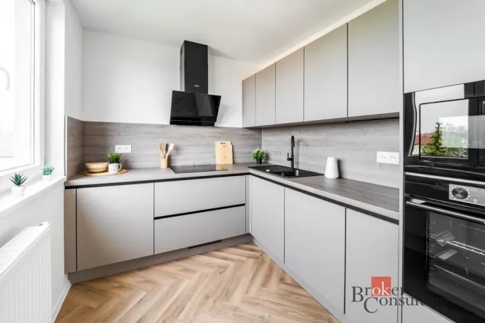 Prodej bytu 3+1, Sezimovo Ústí, Dukelská, 65 m2