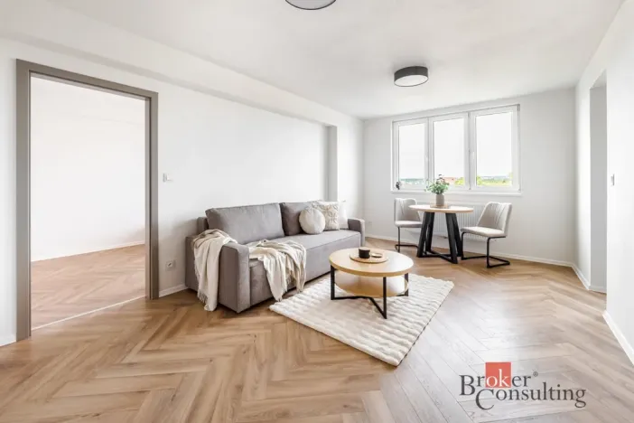 Prodej bytu 3+1, Sezimovo Ústí, Dukelská, 65 m2