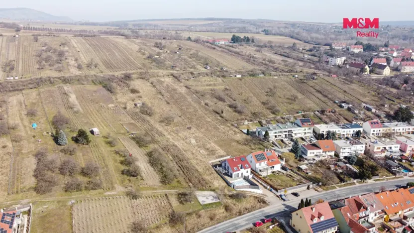 Prodej pozemku pro bydlení, Mikulov, Hliniště, 7881 m2