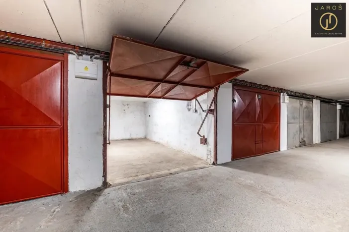 Prodej garáže, Kladno, Bellevue, 16 m2