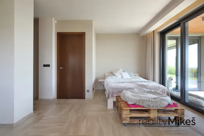 Prodej rodinného domu, Křižany, 470 m2