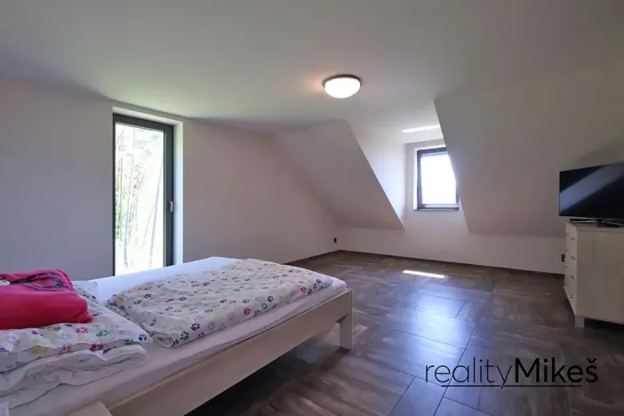 Prodej rodinného domu, Křižany, 470 m2