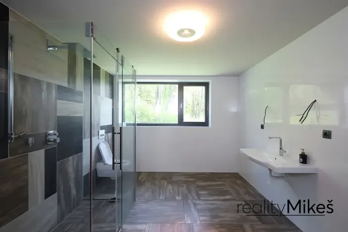 Prodej rodinného domu, Křižany, 470 m2