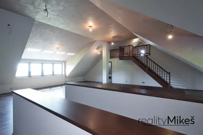 Prodej rodinného domu, Křižany, 470 m2