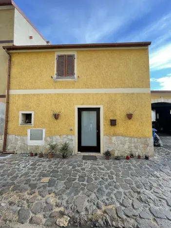 Prodej rodinného domu, Sedini, Itálie, Via Giuseppe Mazzini, 120 m2