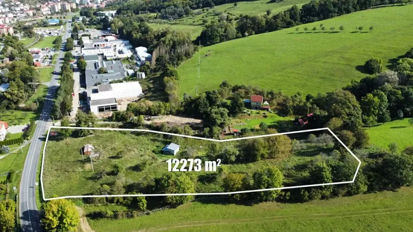 Pronájem pole, Luhačovice, 12273 m2