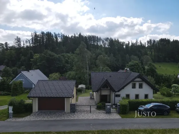 Prodej rodinného domu, Dlouhá Stráň, 256 m2