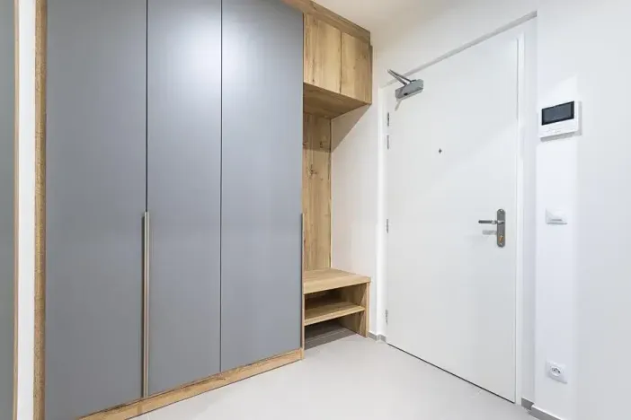 Pronájem bytu 1+kk, Praha - Žižkov, Seifertova, 31 m2