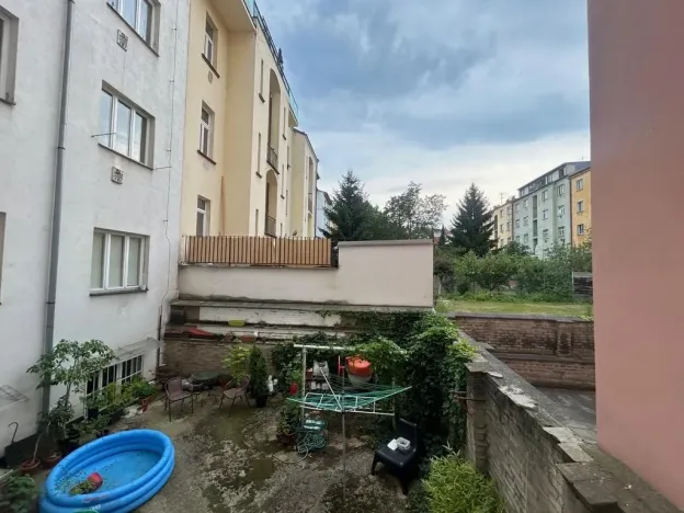 Pronájem bytu 1+kk, Praha - Strašnice, Věšínova, 26 m2