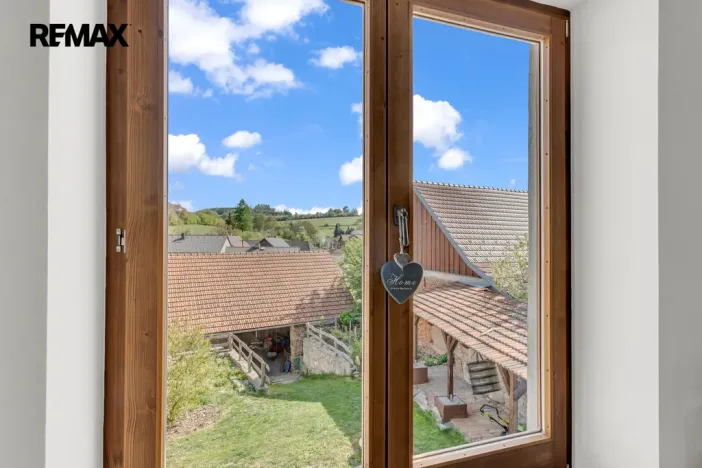Prodej rodinného domu, Kamenice, 330 m2