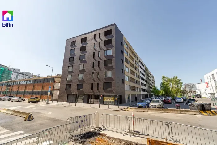 Prodej bytu 4+kk, Praha - Holešovice, U Pergamenky, 117 m2
