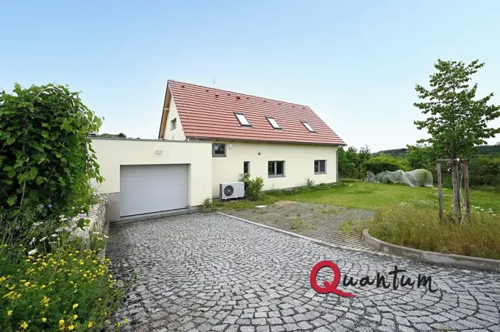 Pronájem bytu 2+1, Praha - Holyně, Za Knotkem, 89 m2