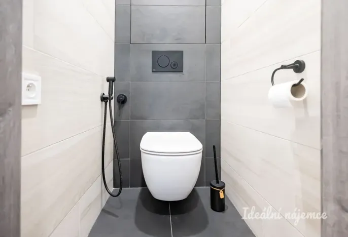 Pronájem bytu 3+kk, Praha - Záběhlice, Zvolenská, 78 m2