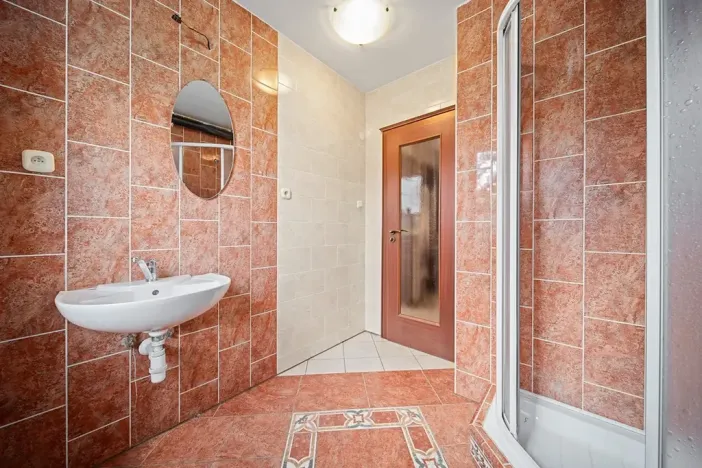 Prodej obchodního prostoru, Jičín, 286 m2