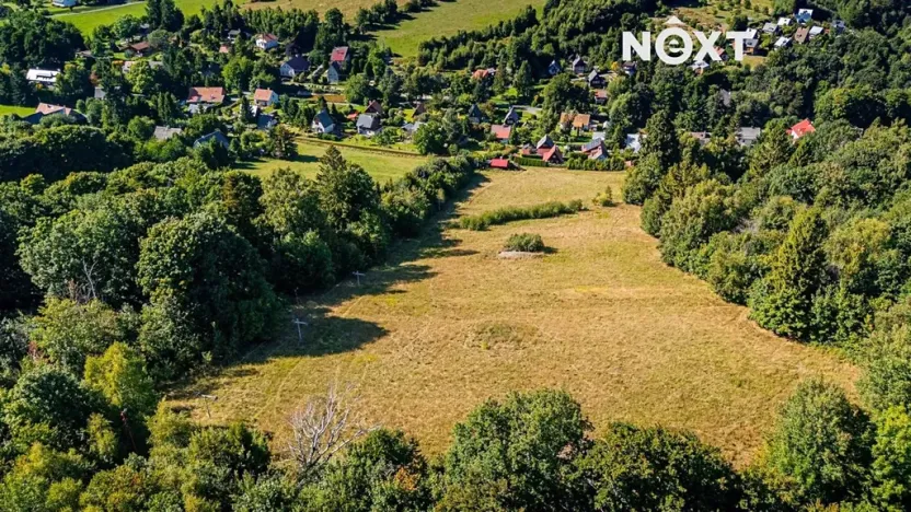 Prodej komerčního pozemku, Paseka, 5609 m2