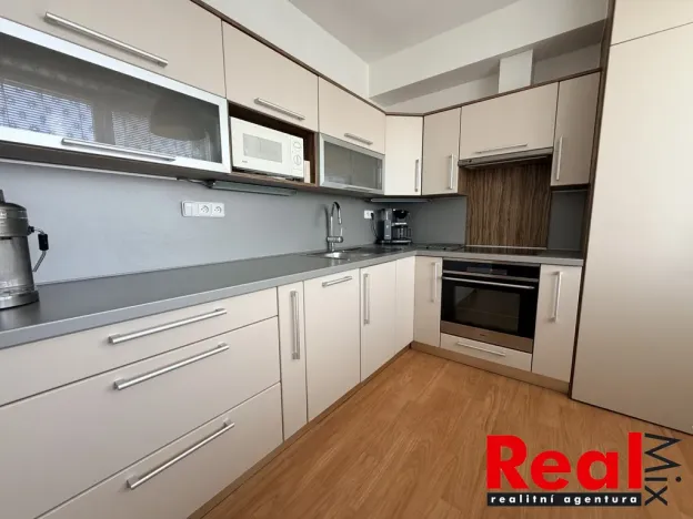 Prodej bytu 3+1, Brno - Bystrc, Teyschlova, 76 m2