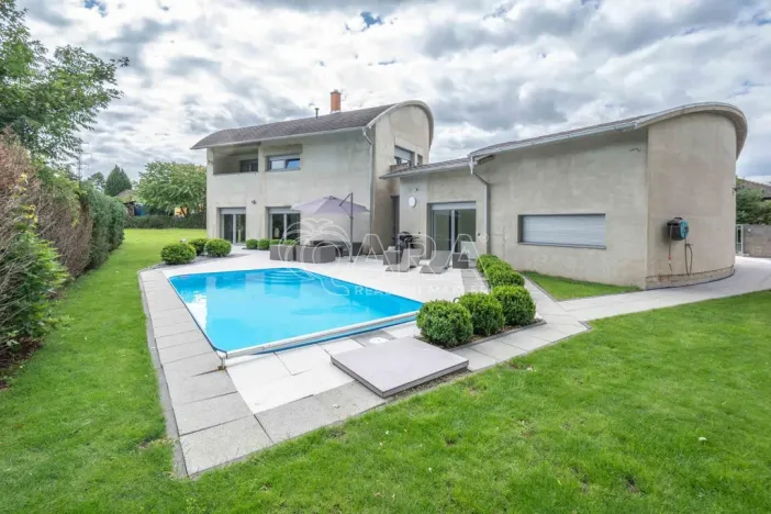 Prodej rodinného domu, Neratovice, Seifertova, 274 m2