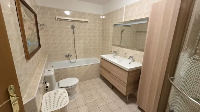 Pronájem bytu 3+kk, Praha, Nad Okrouhlíkem, 102 m2