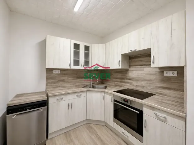 Prodej bytu 2+kk, Teplice - Trnovany, V závětří, 41 m2
