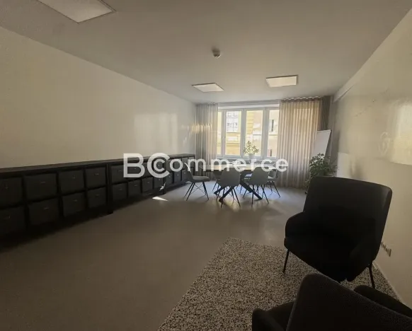 Pronájem kanceláře, Brno, Dominikánské náměstí, 380 m2