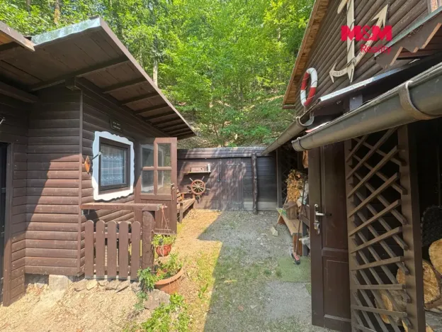 Prodej chaty, Nezabudice, 1441 m2