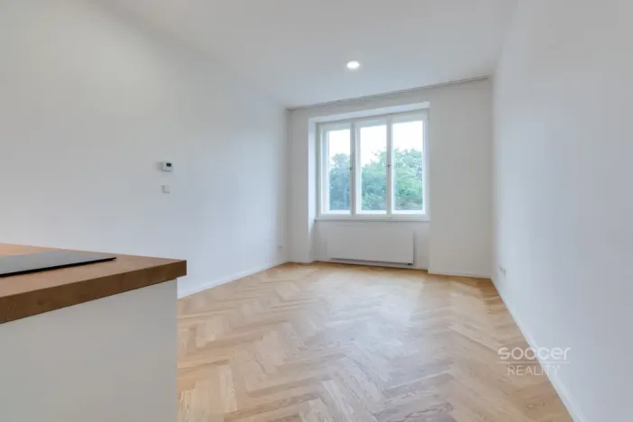 Pronájem bytu 1+kk, Praha - Vinohrady, Vinohradská, 30 m2