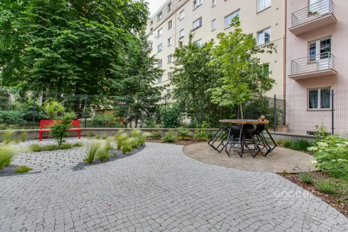 Pronájem bytu 1+kk, Praha - Vinohrady, Vinohradská, 30 m2