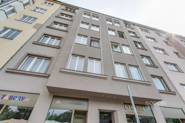 Pronájem bytu 1+kk, Praha - Vinohrady, Vinohradská, 30 m2