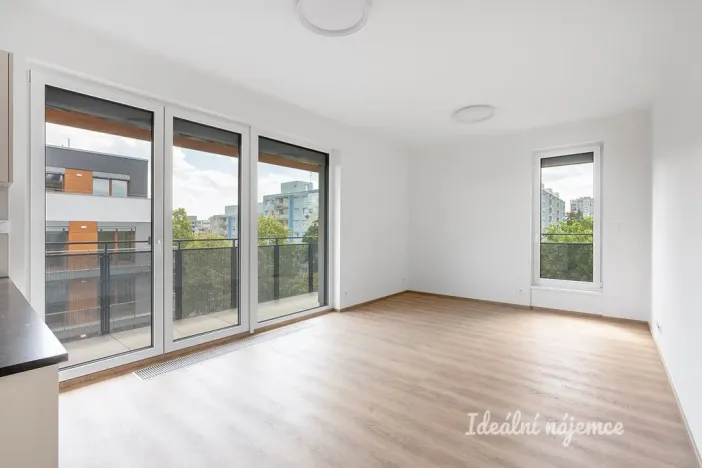 Pronájem bytu 3+kk, Praha - Háje, Sochorcova, 77 m2