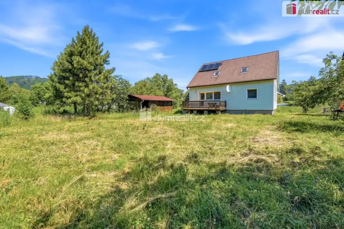 Prodej rodinného domu, Karlovice, 220 m2